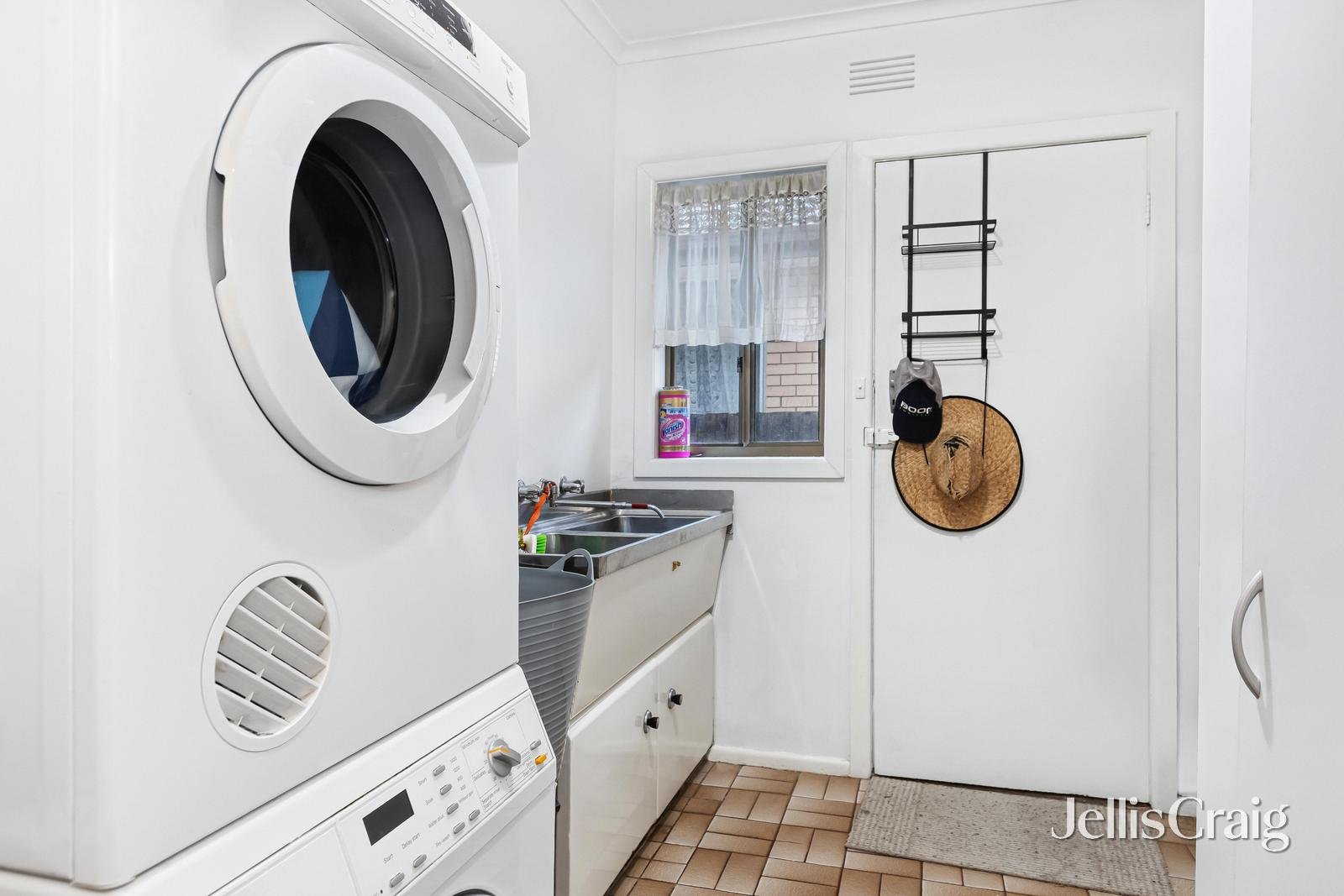 60 Baden Drive, Hoppers Crossing image 7