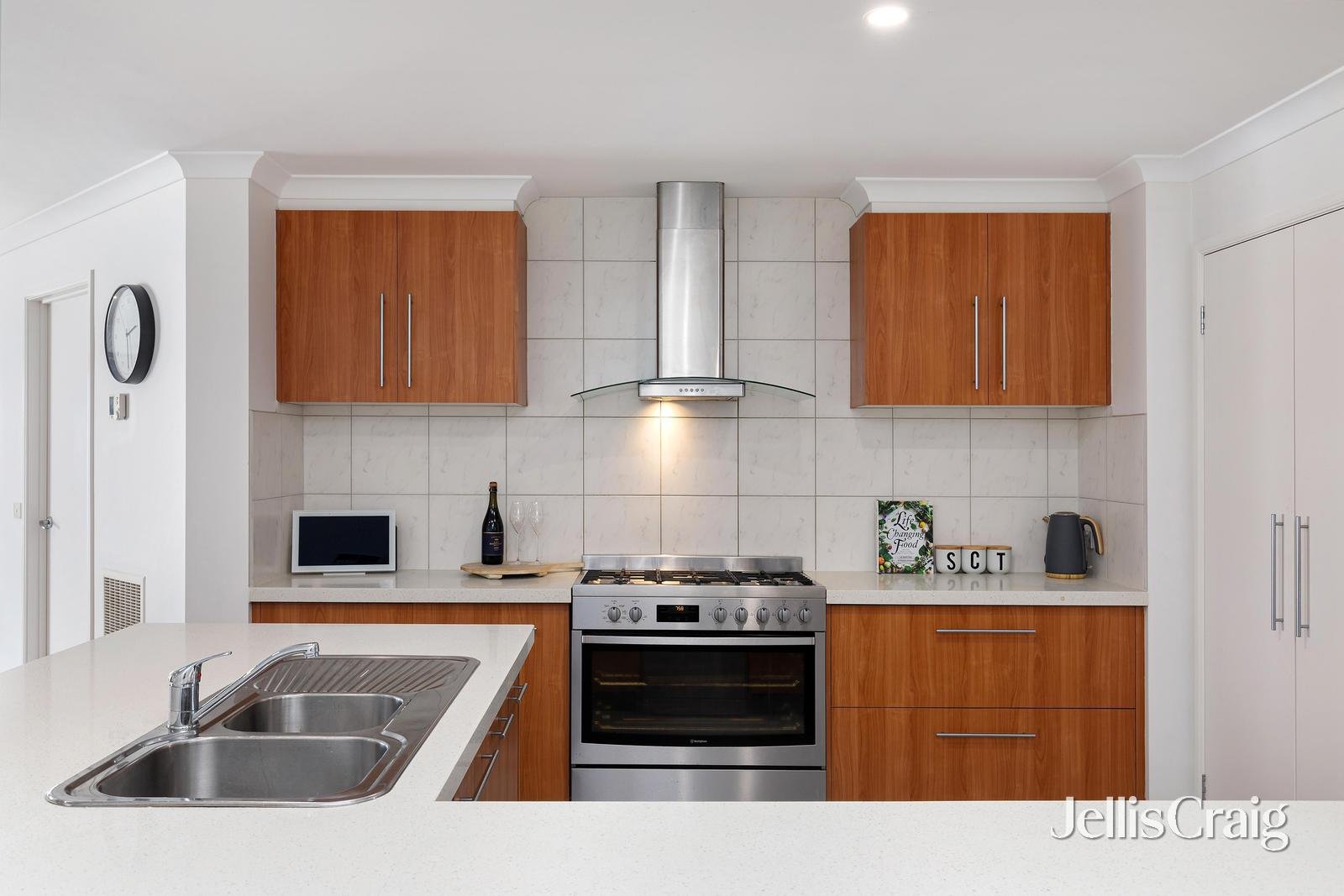 60 Baigent Avenue, Doreen image 5