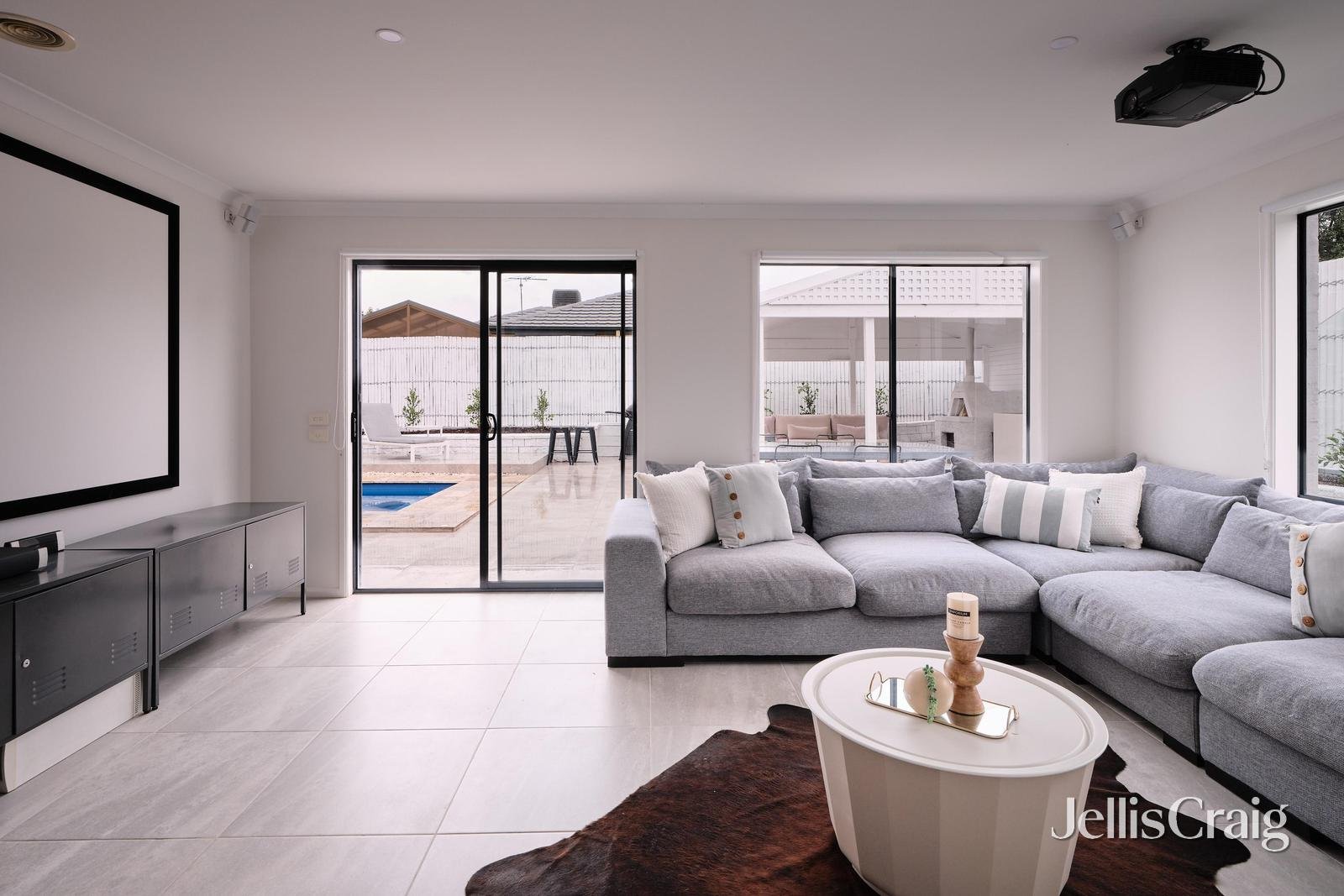 60 Baigent Avenue, Doreen image 8