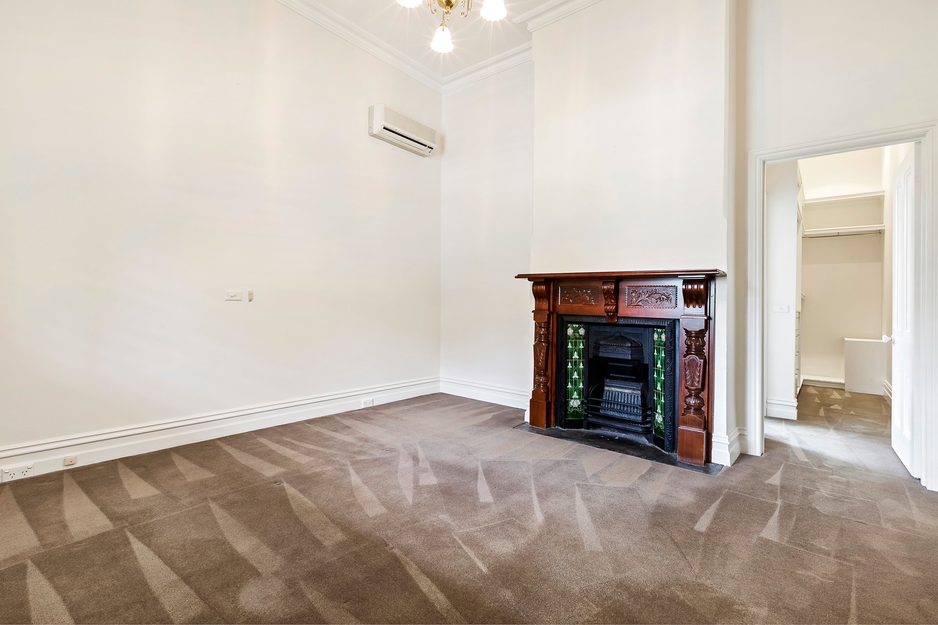 Property Gallery Thumbnail 2