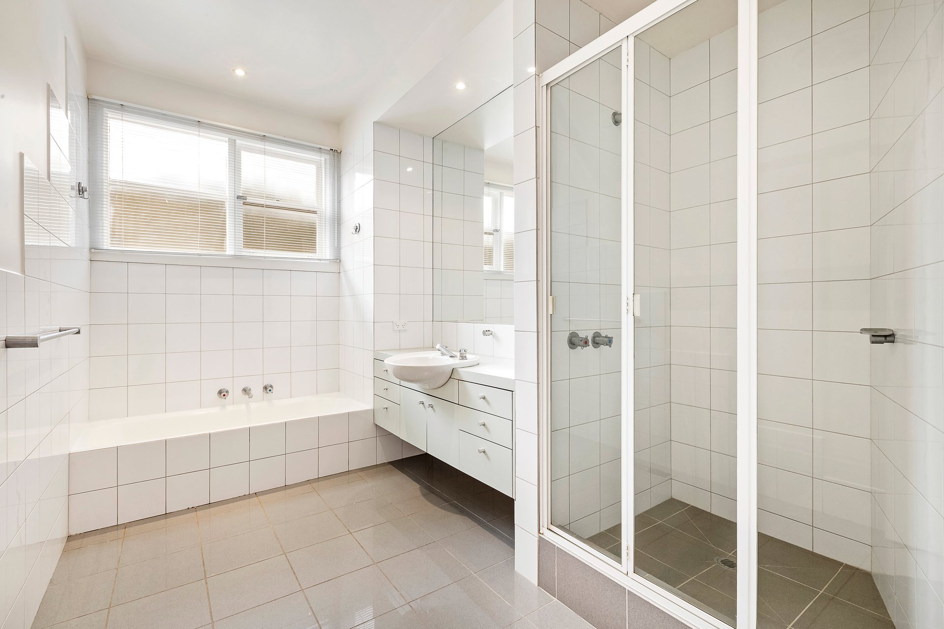 Property Gallery Thumbnail 5