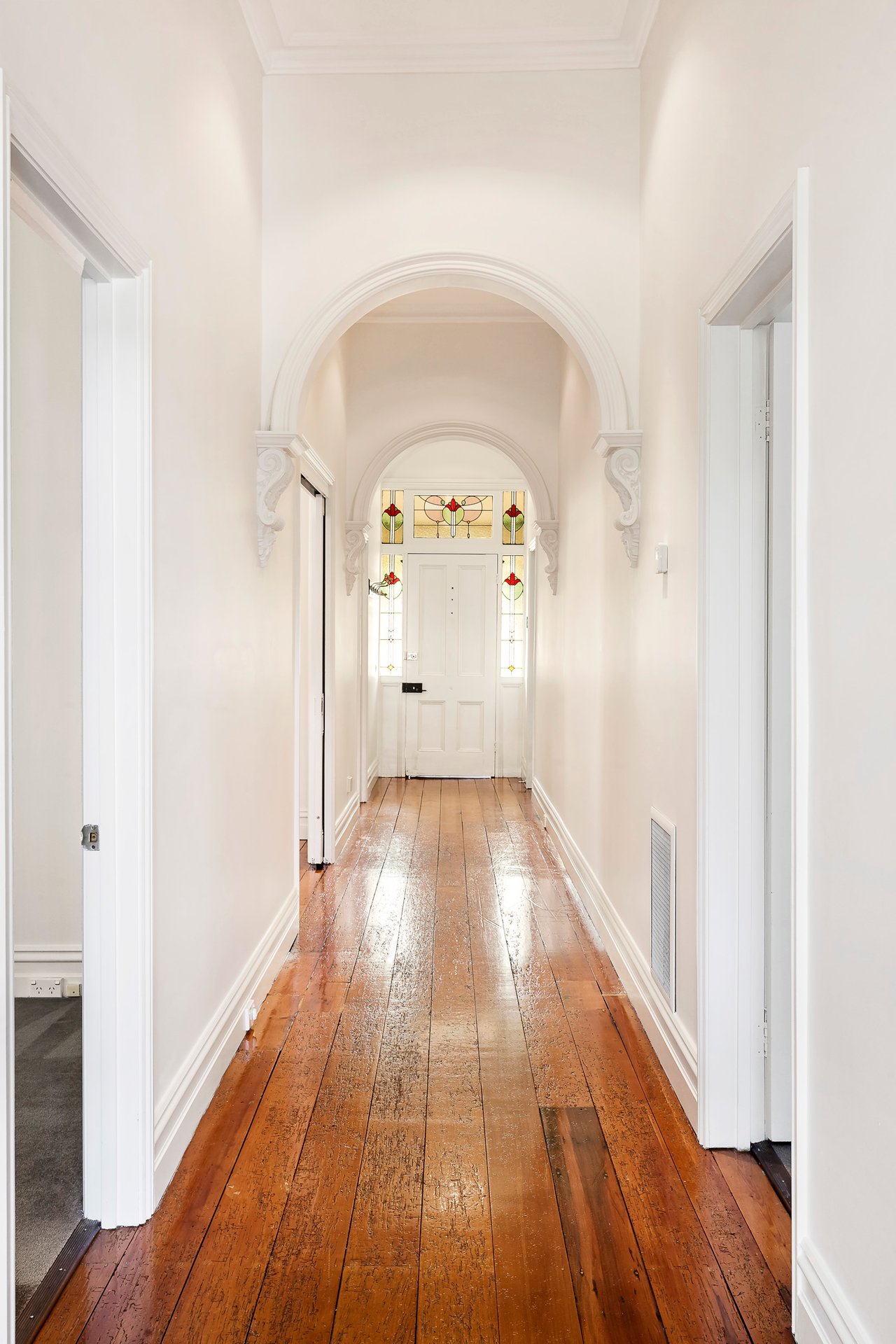 Property Gallery Thumbnail 4