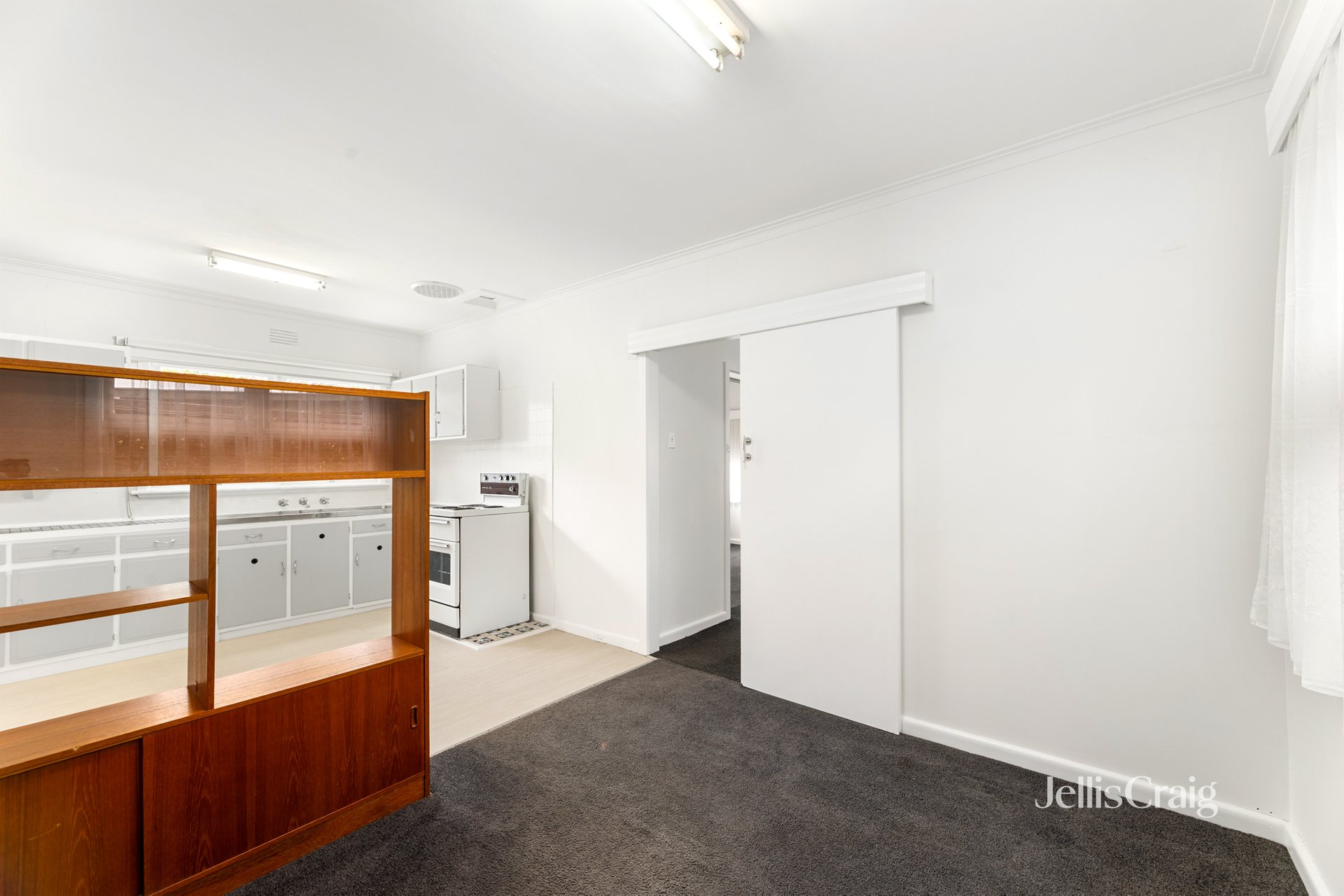 60 Batman Rd, Eltham image 3