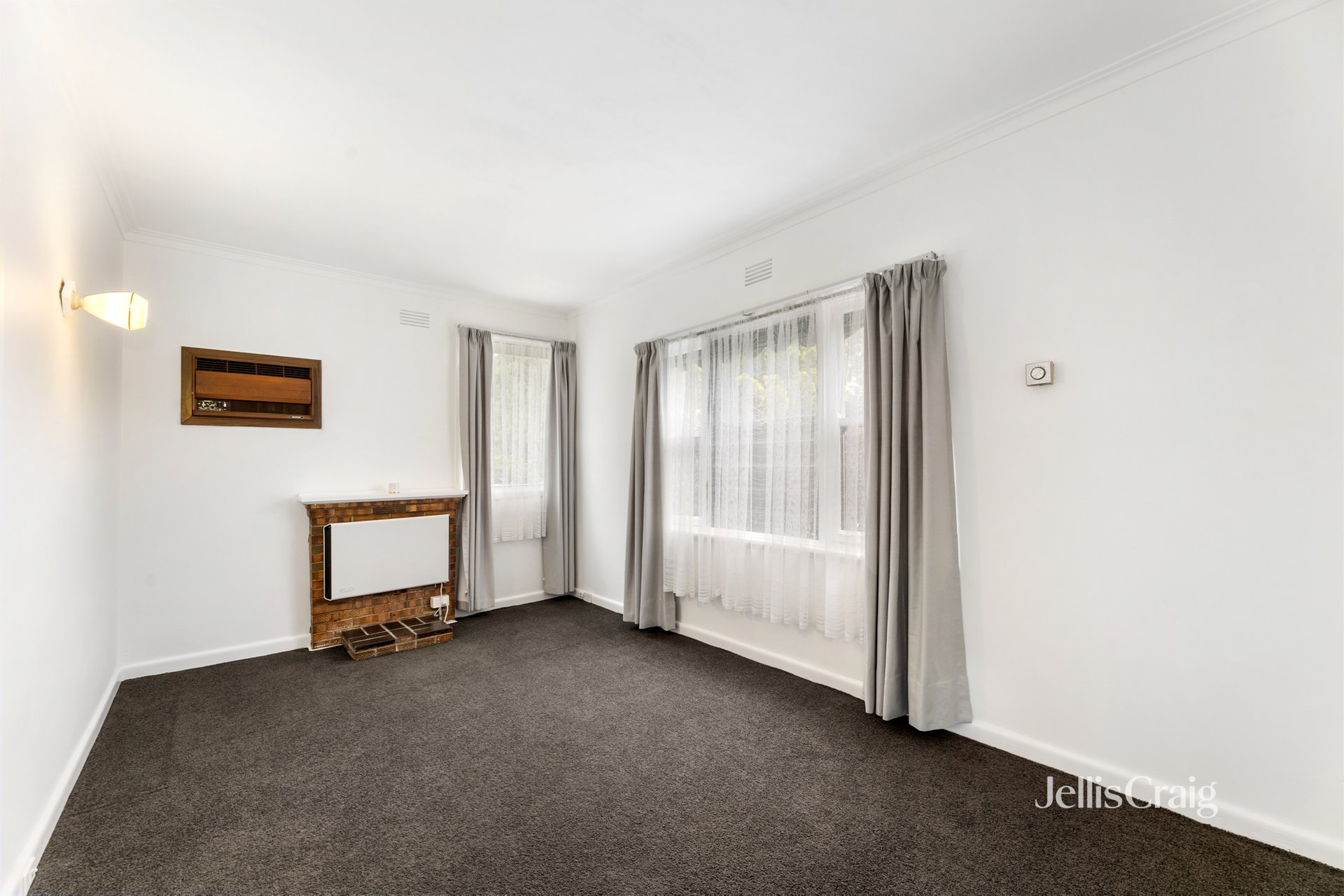 60 Batman Rd, Eltham image 4