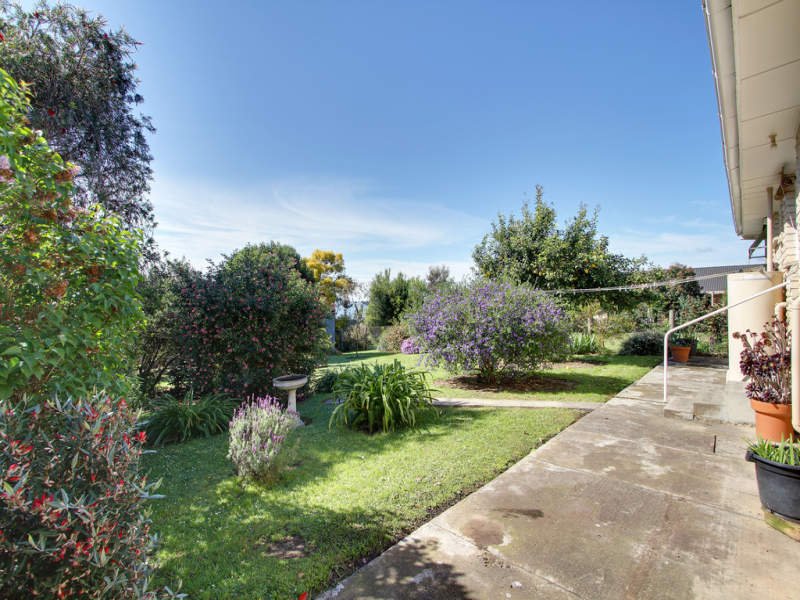 60 Bell Street, Yarra Glen image 3