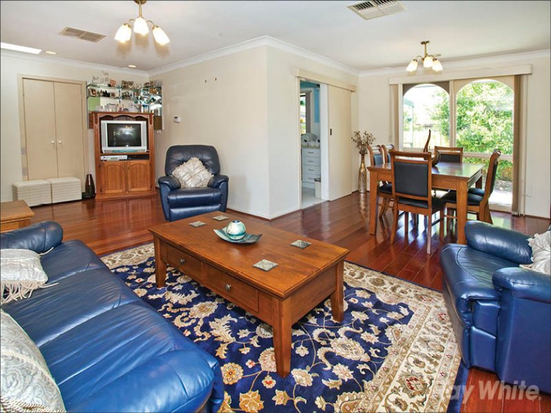 60 Camelot Drive, Glen Waverley image 3