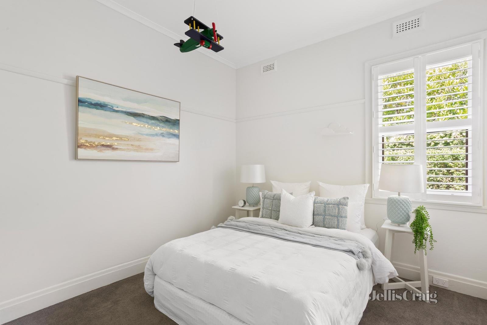 60 Campbell Grove, Hawthorn East image 3