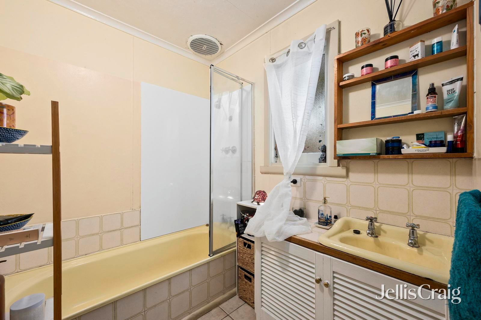 60 Castella Street, Lilydale image 9