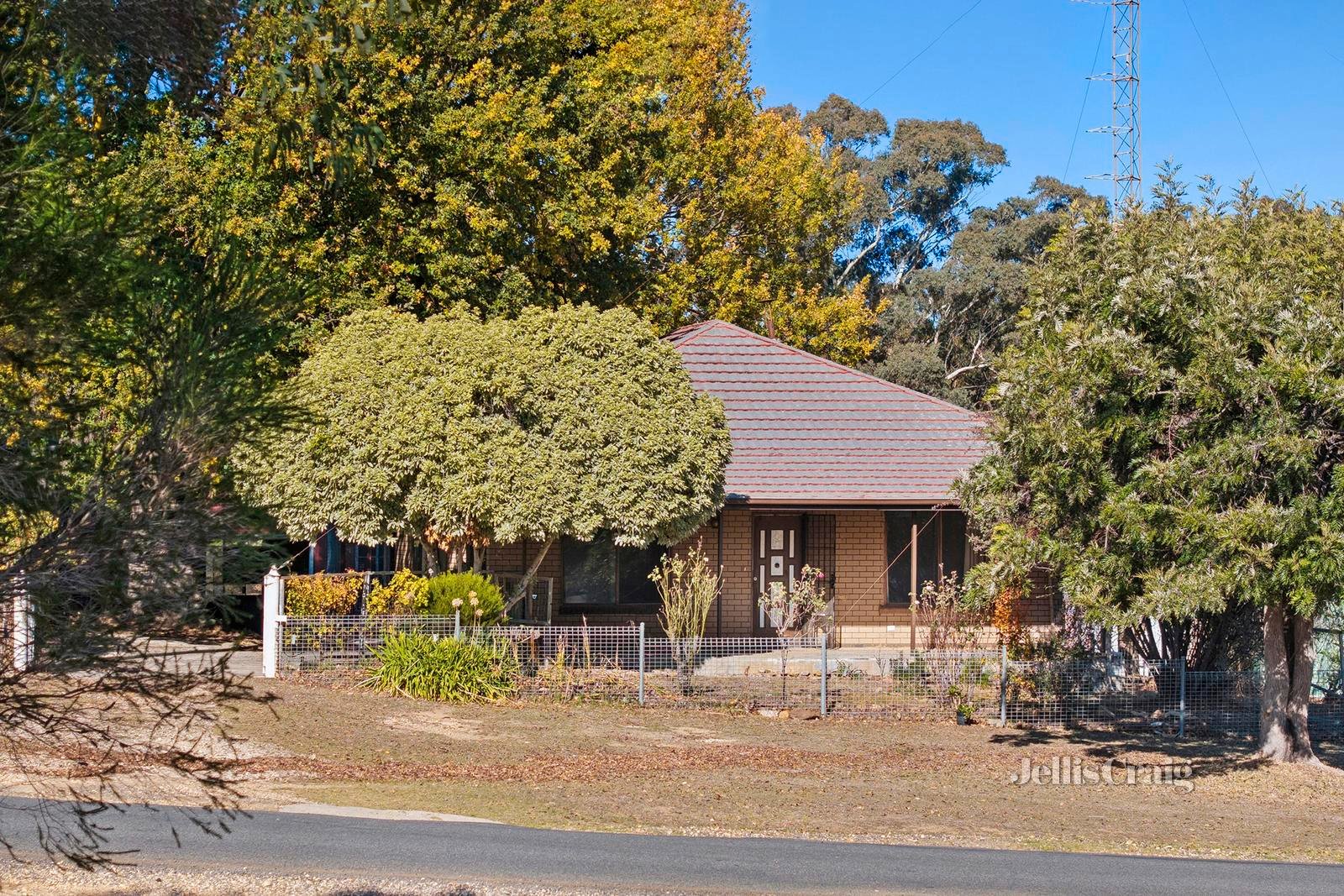60 Castlemaine Street, Fryerstown image 1