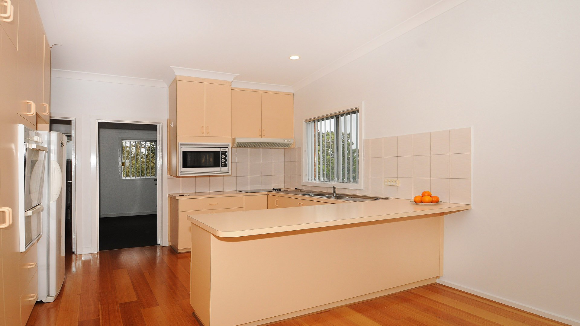 Property Gallery Thumbnail 6
