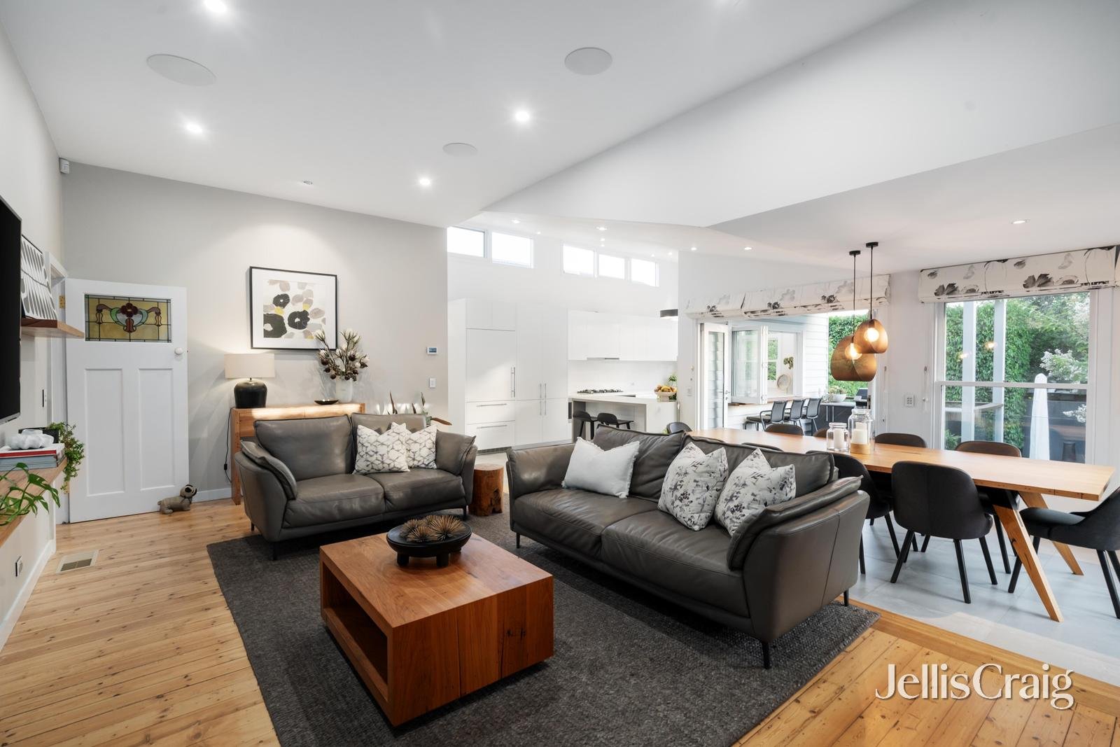 60 Croydon Road, Surrey&nbsp;Hills image 3