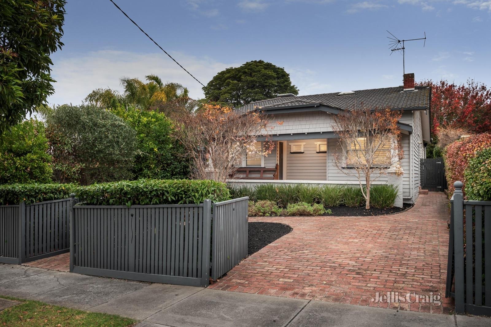 60 First Avenue, Kew image 1