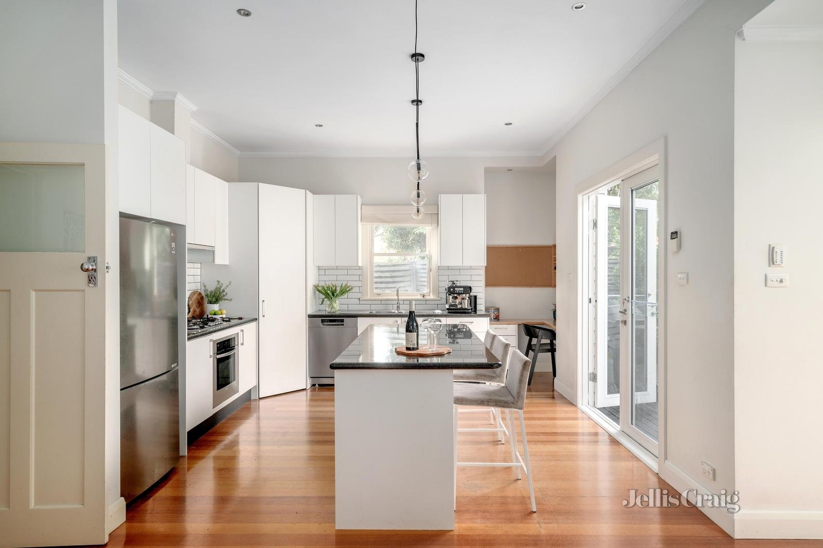60 First Avenue, Kew image 4