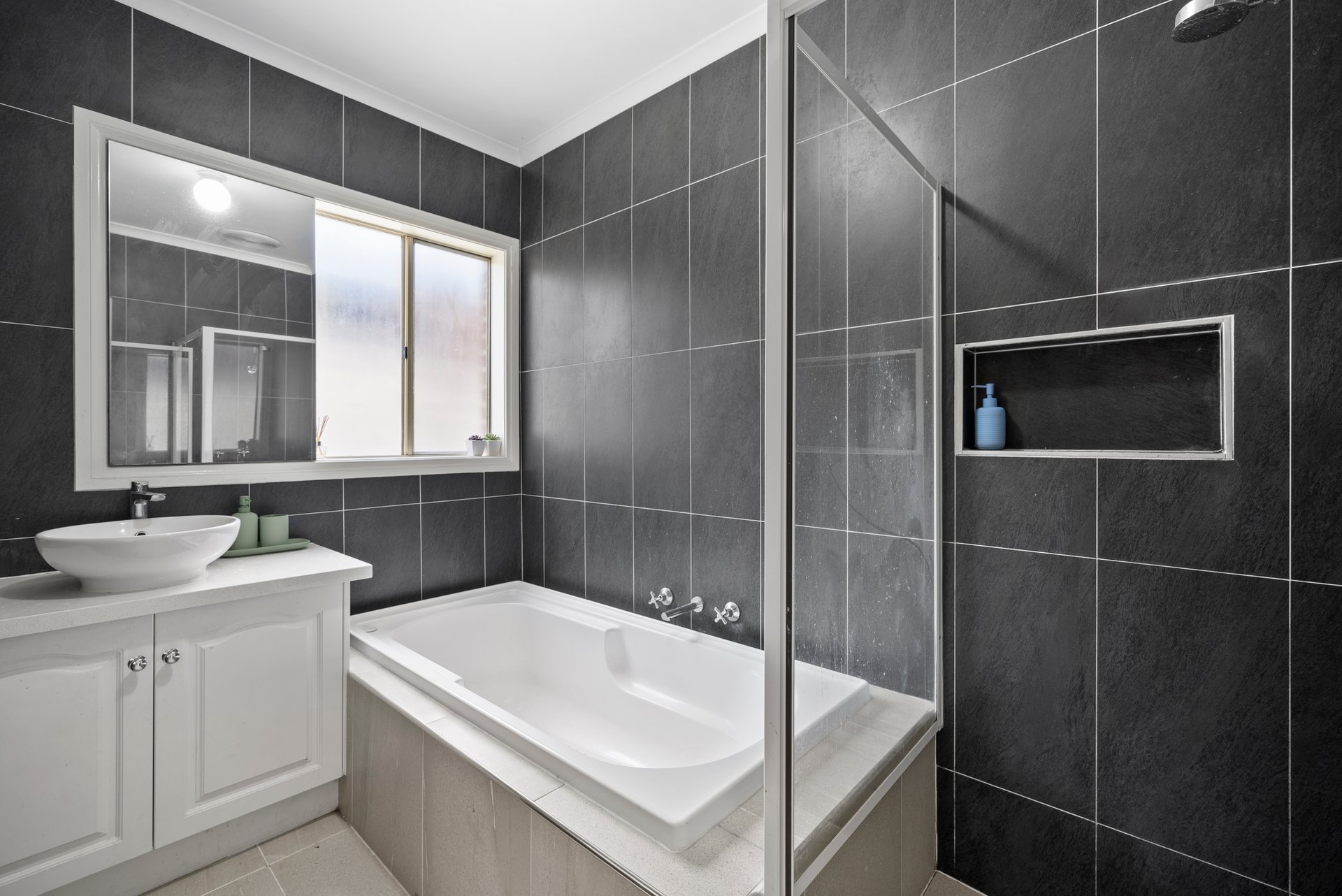 60 Huntingdale Drive, Chirnside&nbsp;Park image 7