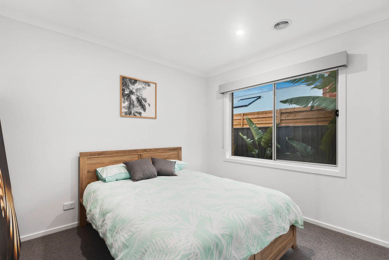 Property Gallery Thumbnail 15