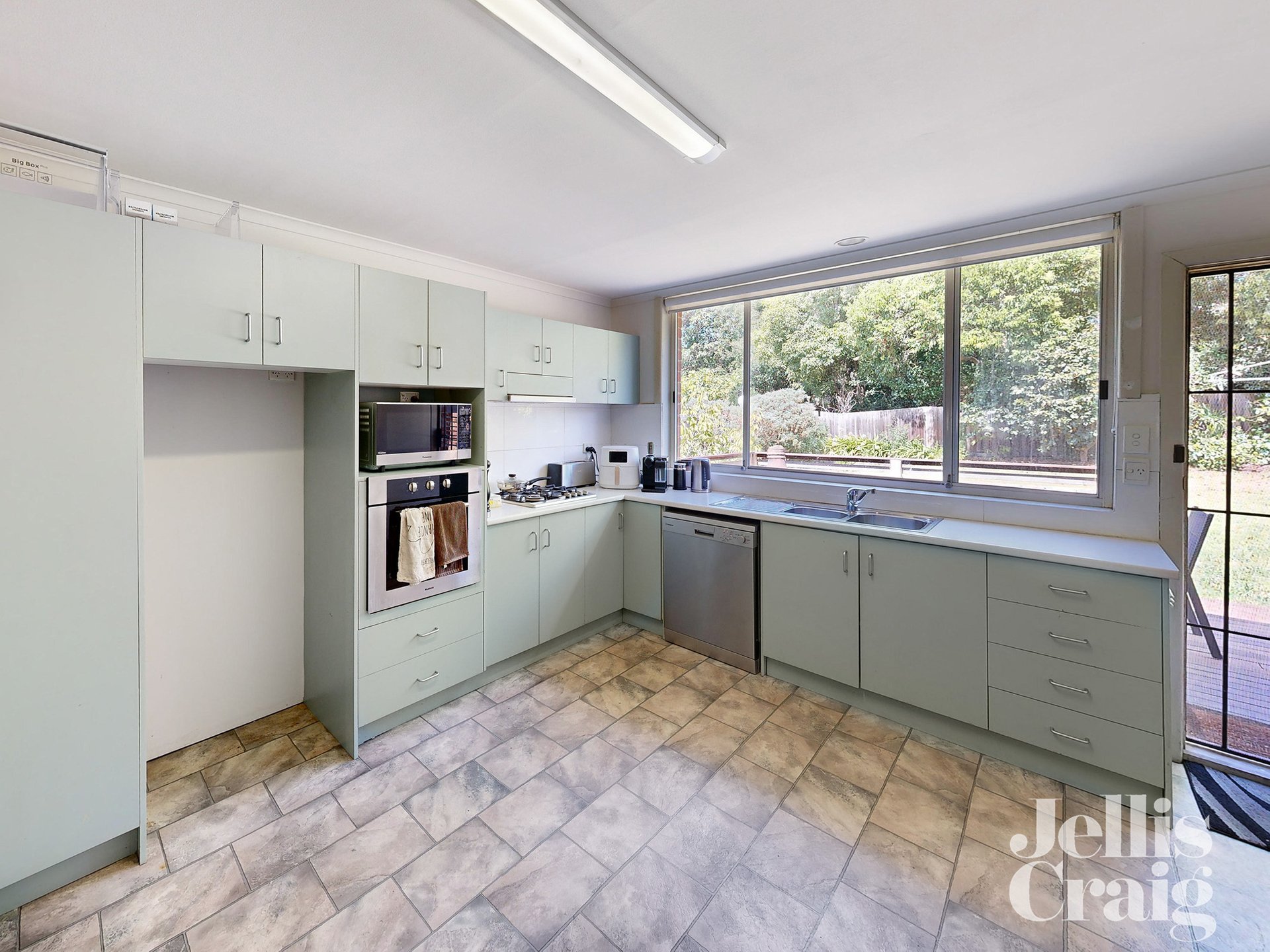 60 Kenmare Street, Mont&nbsp;Albert image 3