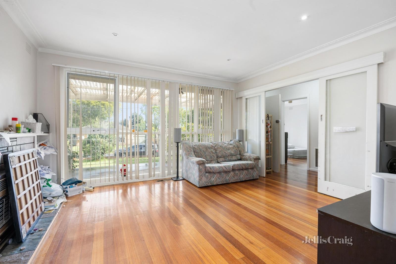 60 Lindisfarne Drive, Burwood East image 4