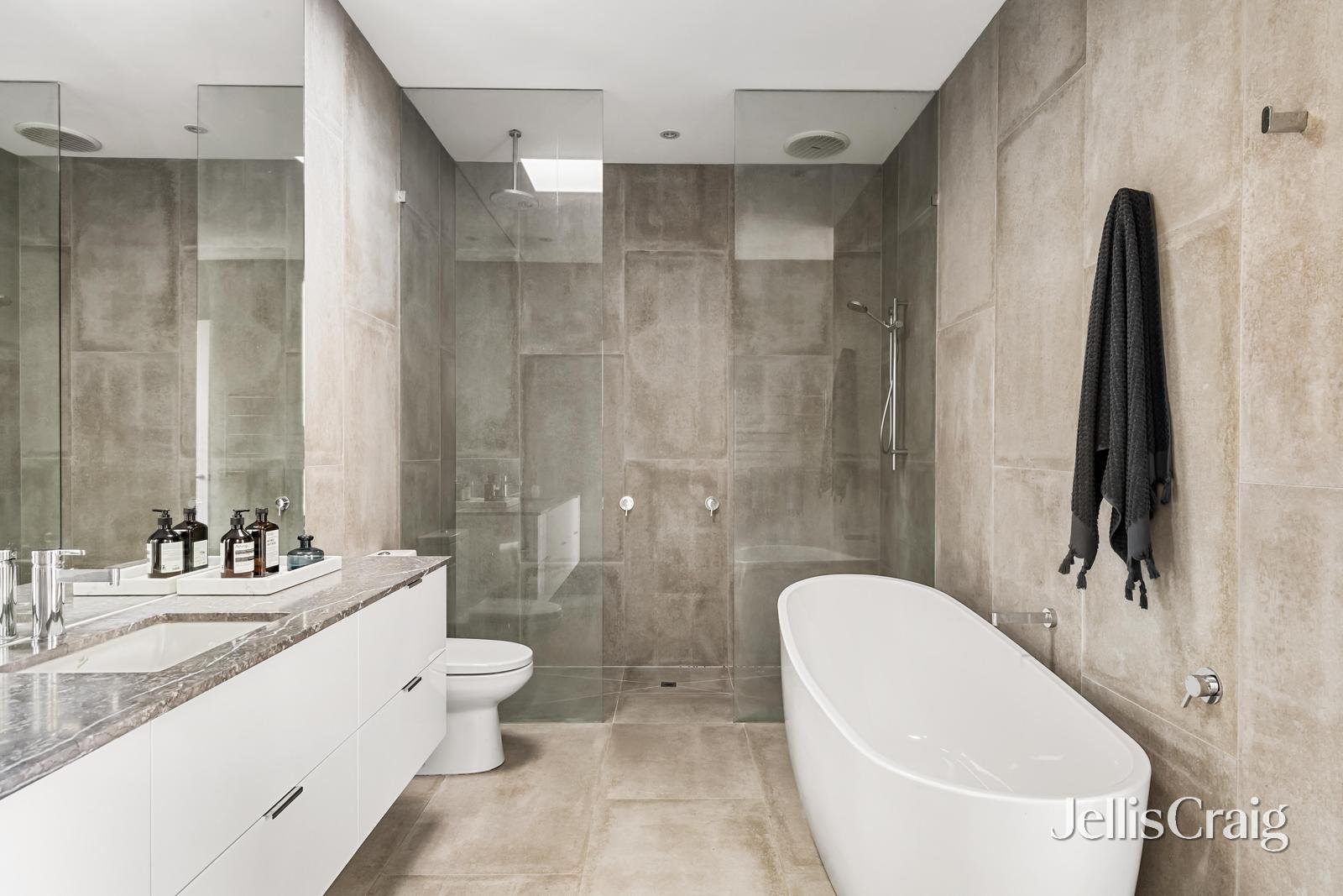 60 McArthur Street, Malvern image 8
