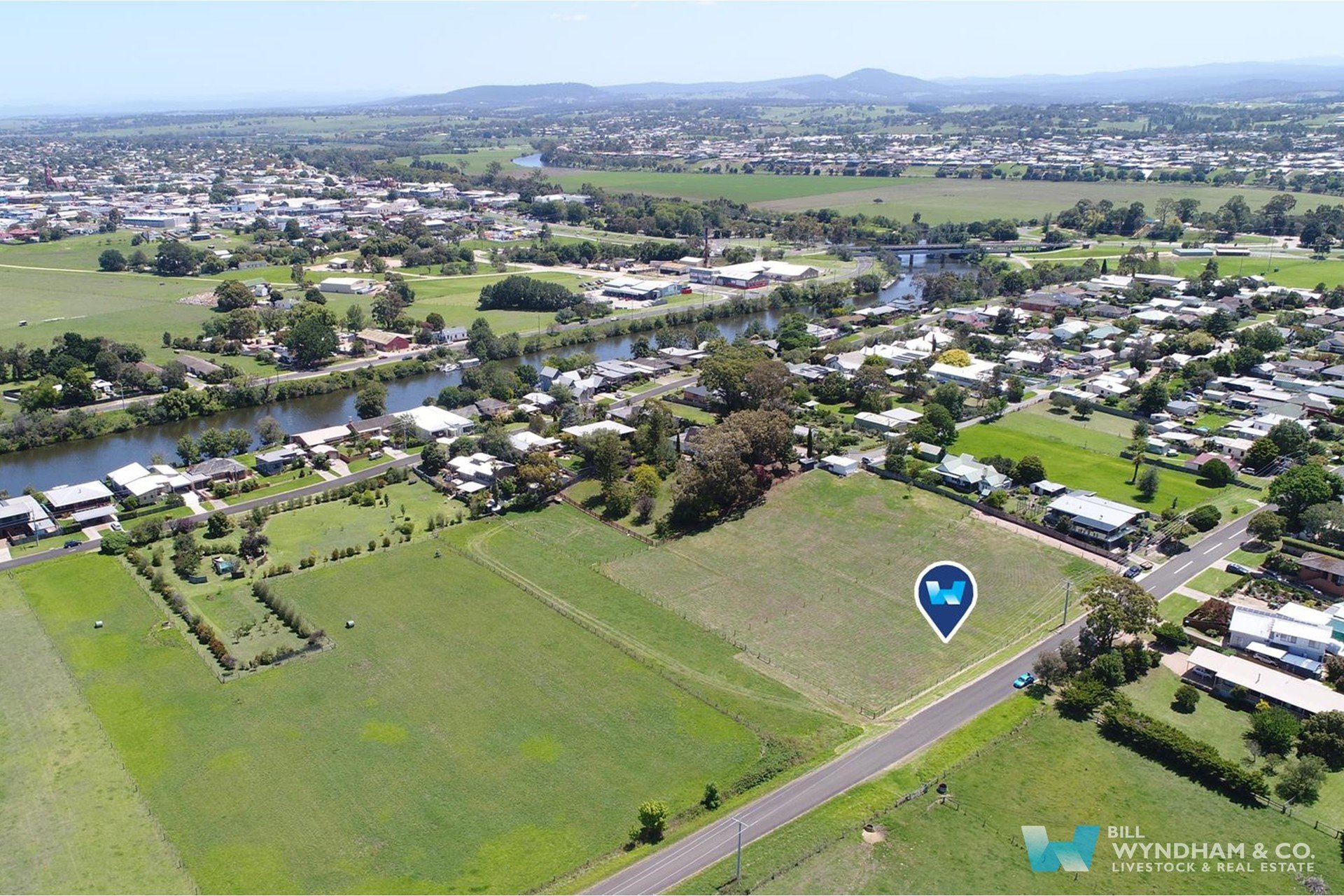 60 Mceacharn Street, East Bairnsdale 0 bed, 0… Bill Wyndham & Co.