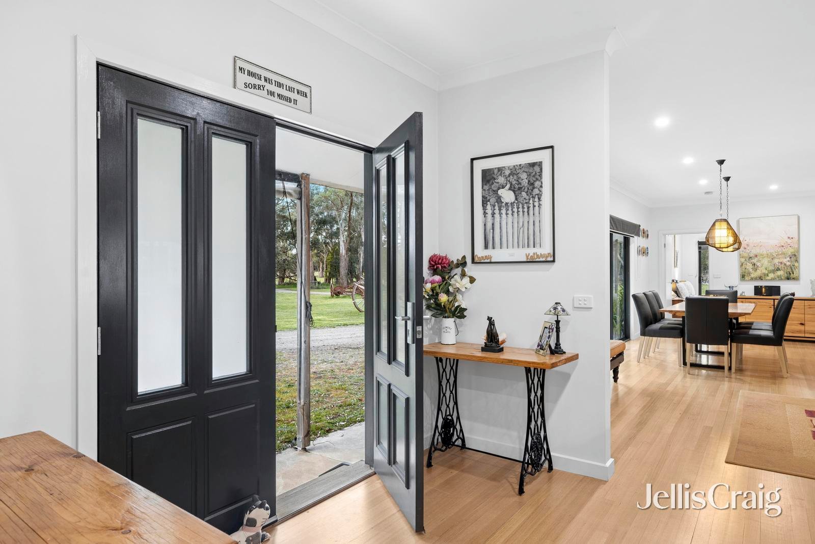 60 McGiffords Road, Fern&nbsp;Hill image 4