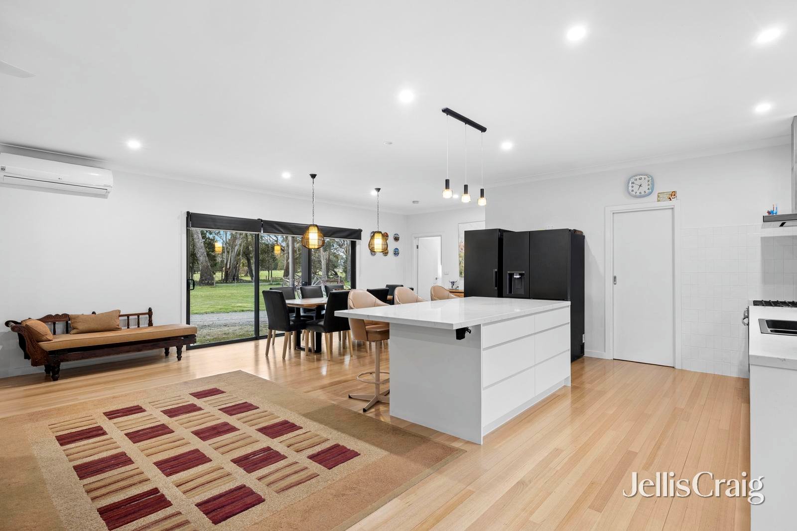 60 McGiffords Road, Fern&nbsp;Hill image 5