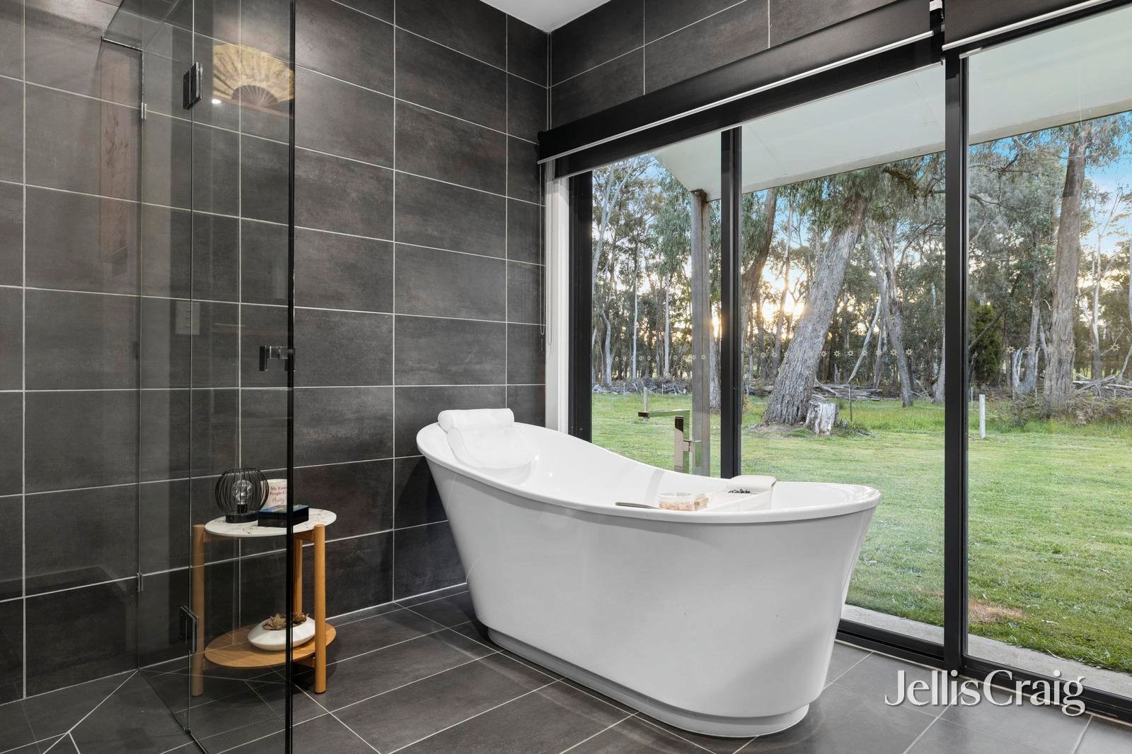 60 McGiffords Road, Fern&nbsp;Hill image 12