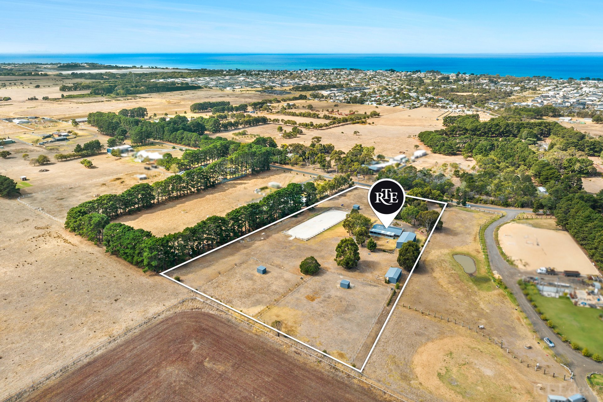 Property Gallery Thumbnail 12