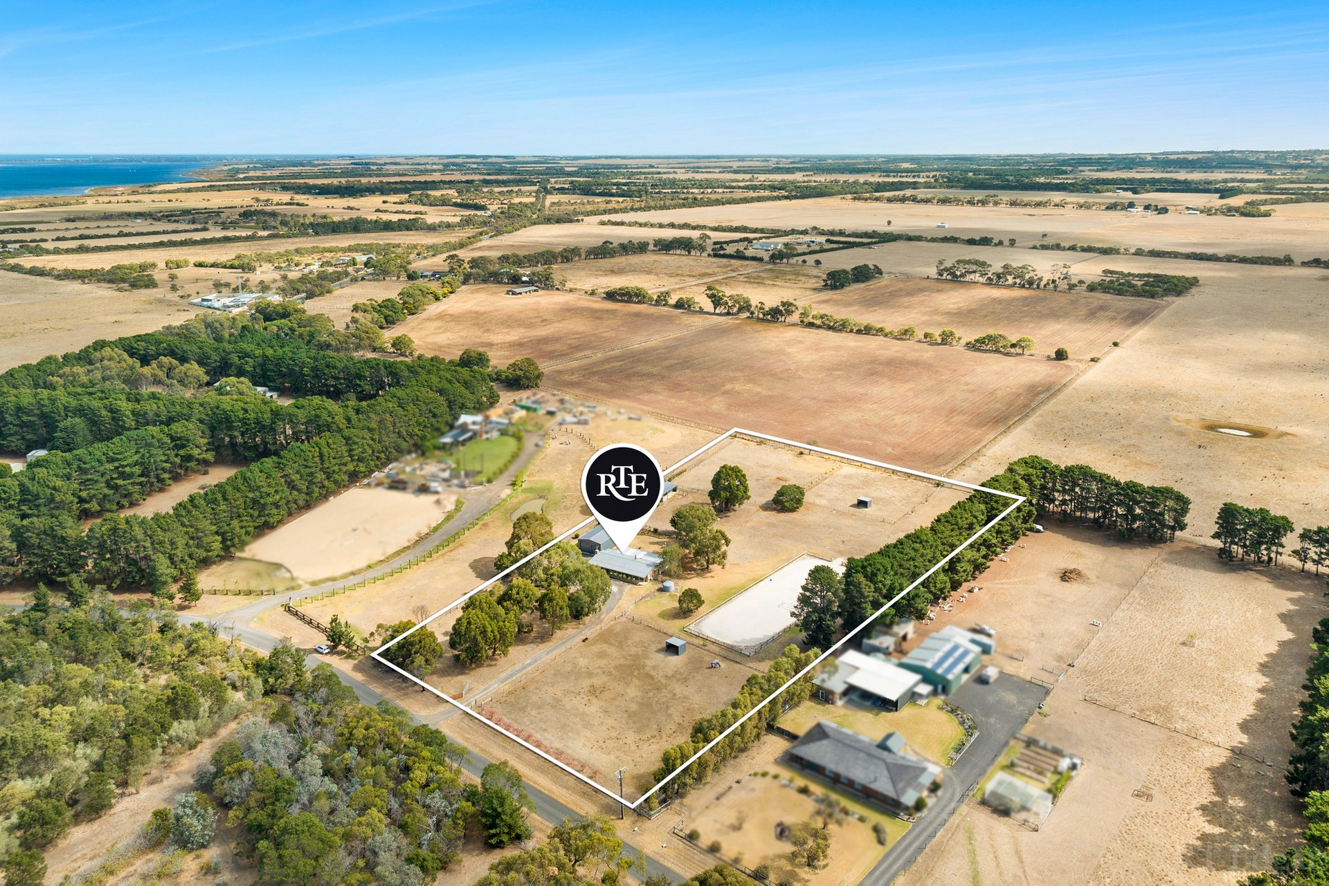 Property Gallery Thumbnail 16