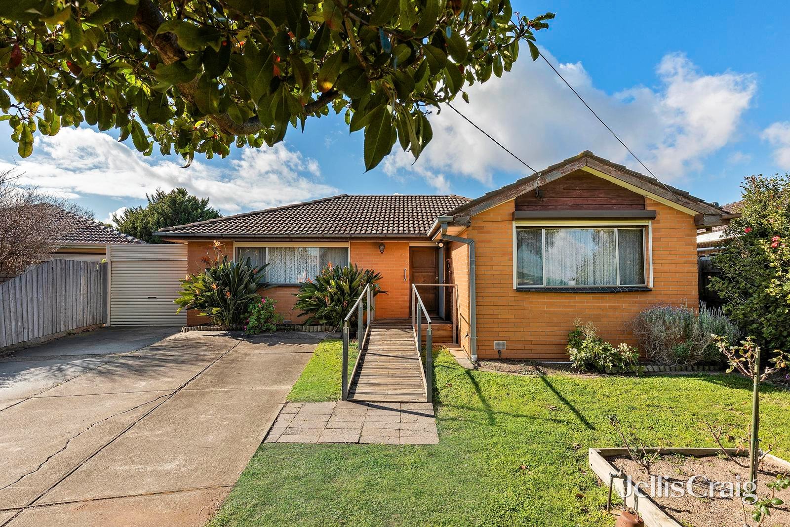 60 Norwood Drive, Keilor East image 1