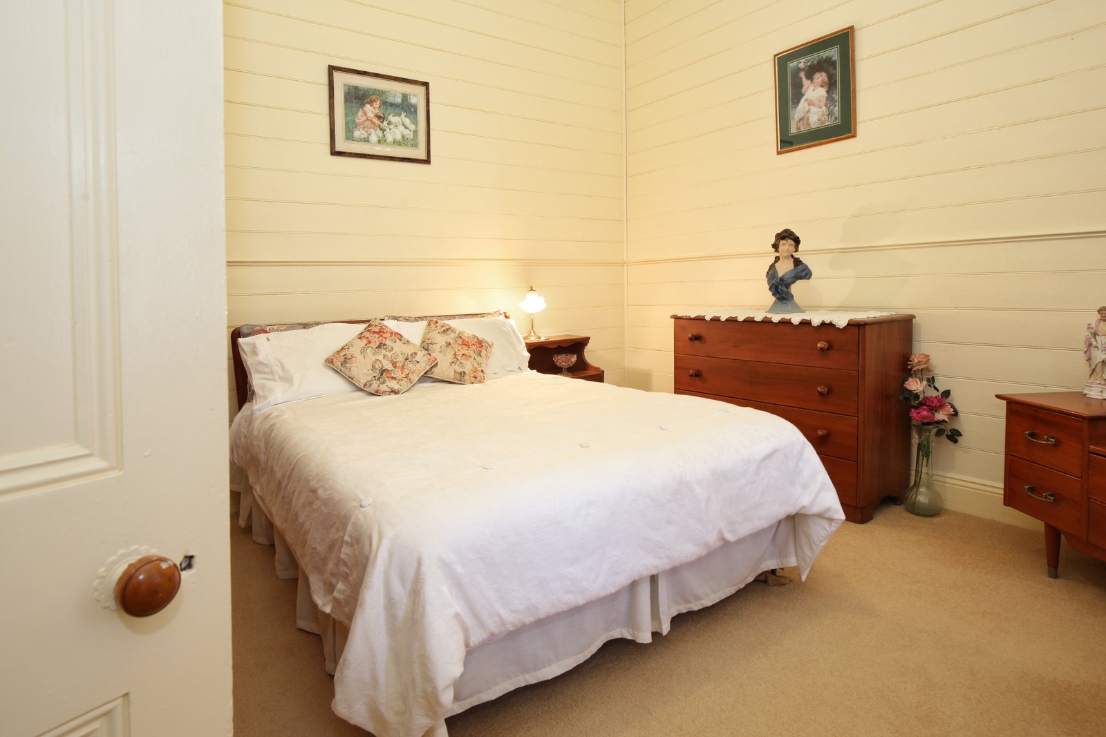 Property Gallery Thumbnail 8