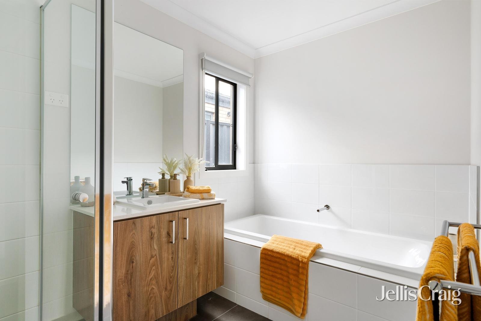 60 Riceflower Rise, Wallan image 12