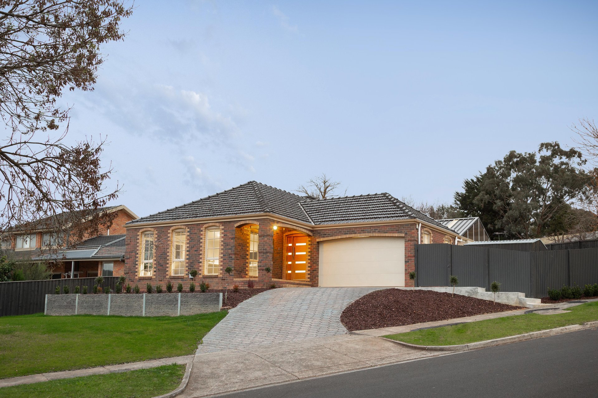 60 Tamboon Drive, St&nbsp;Helena image 1