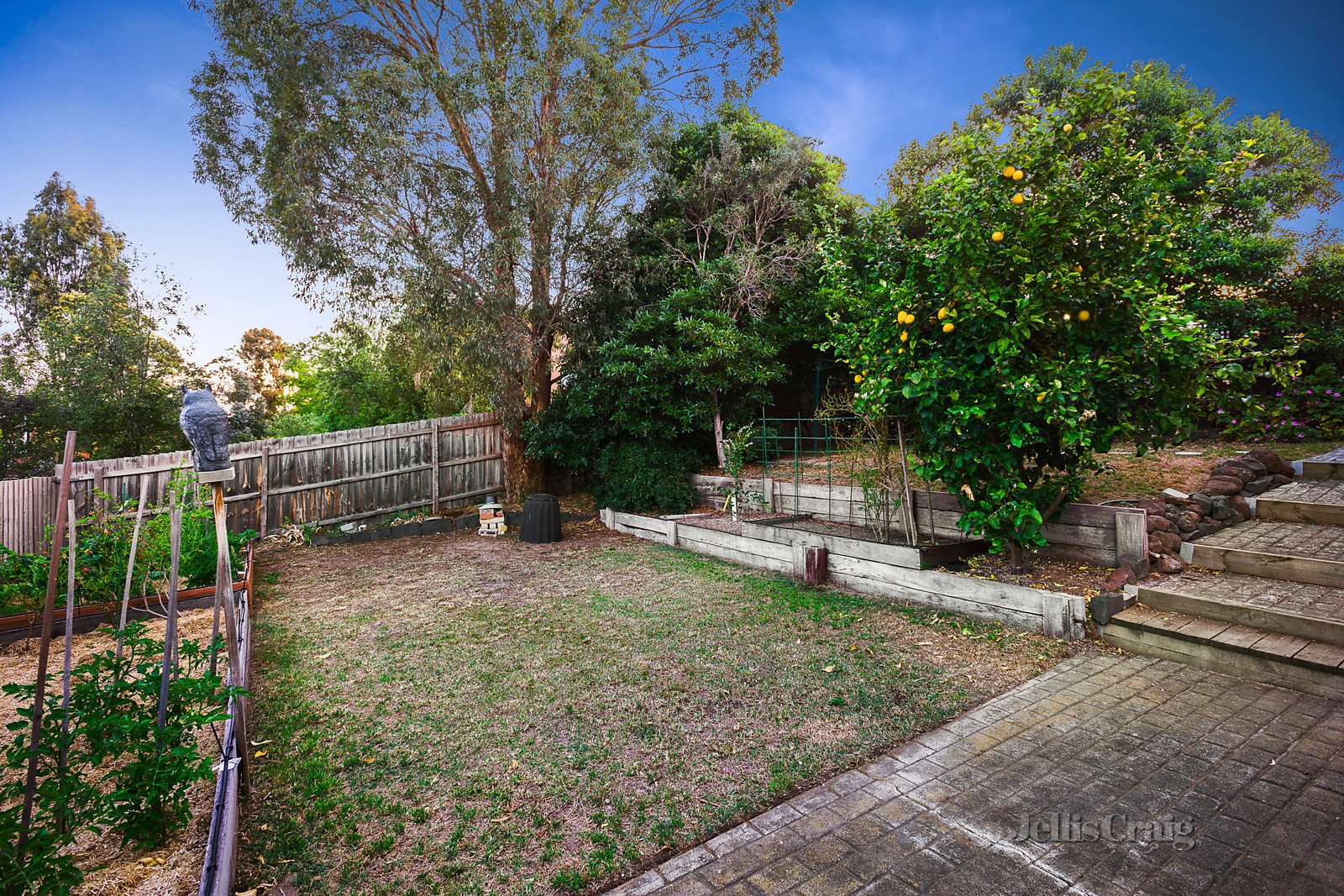 60 Warralong Avenue, Greensborough image 8