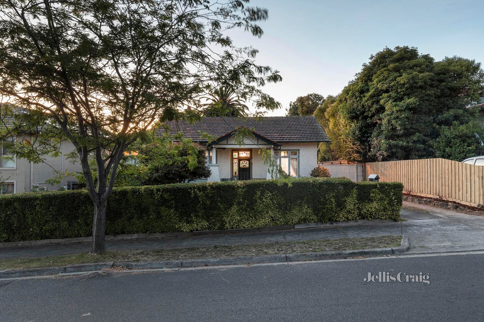 60 Waterdale Road, Ivanhoe image 21