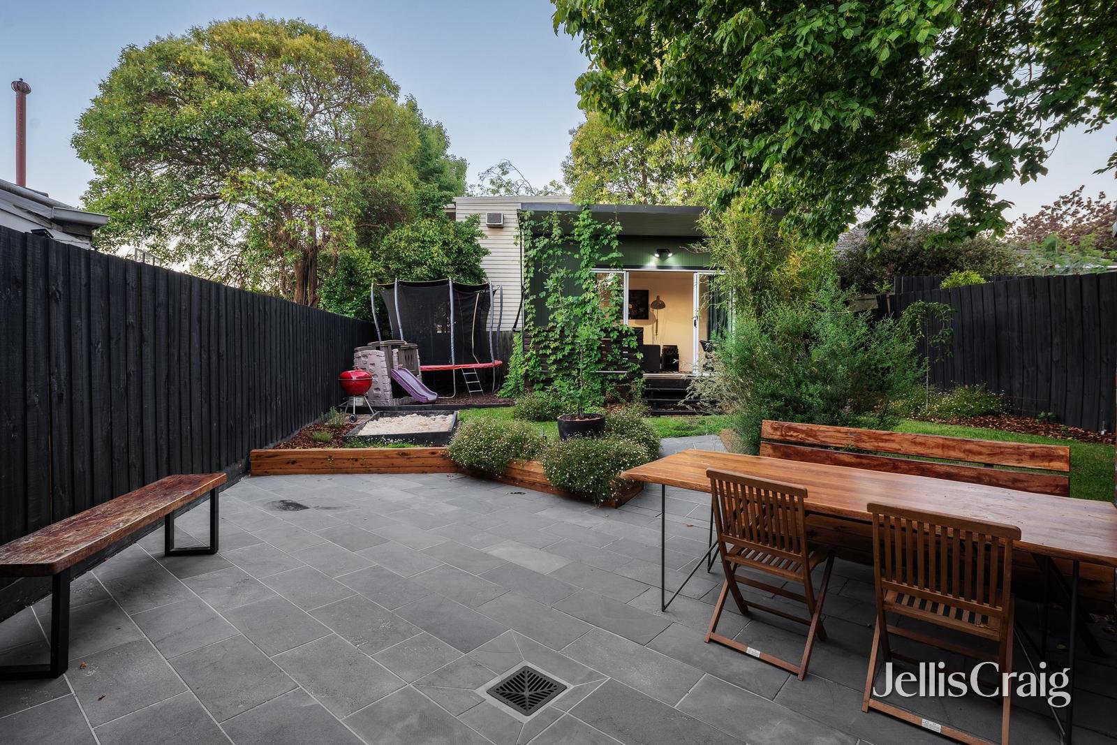 601 Camberwell Road, Camberwell image 1