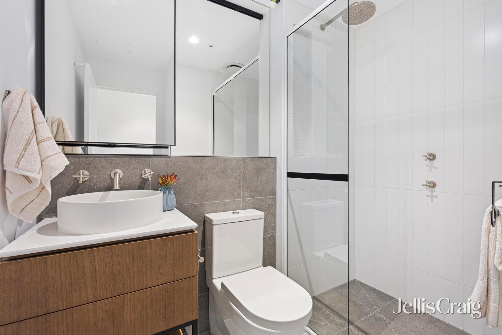 601/11-13 Lygon Street, Brunswick East image 7
