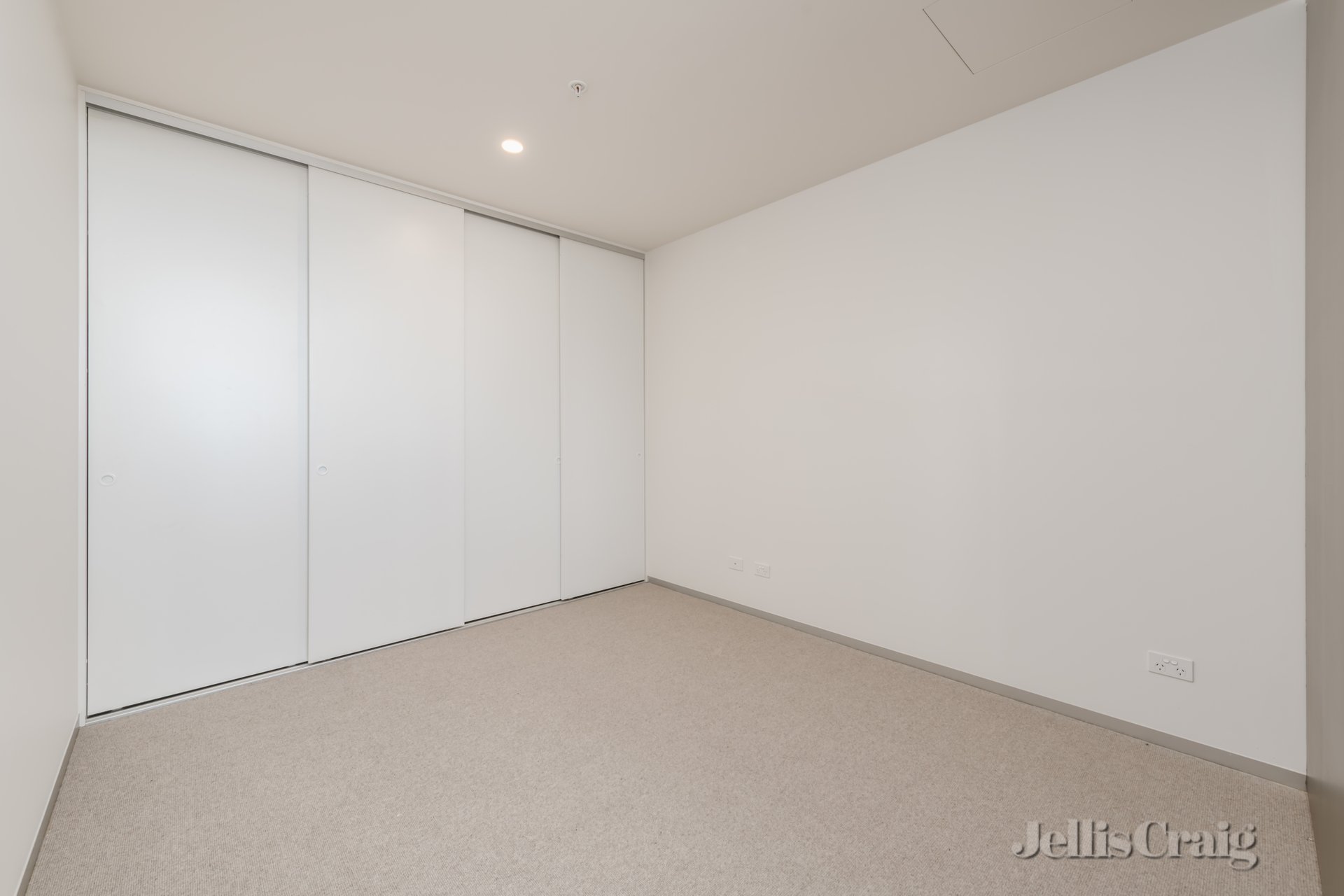 601/27 Wilson Avenue, Brunswick image 3