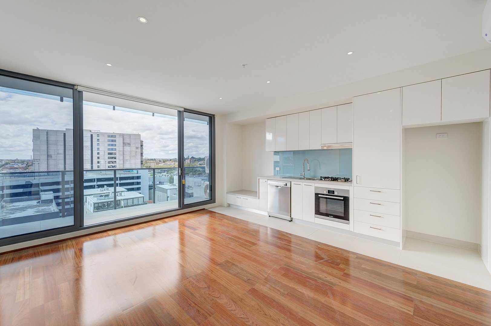 601/42 Wilson Street, South Yarra image 1