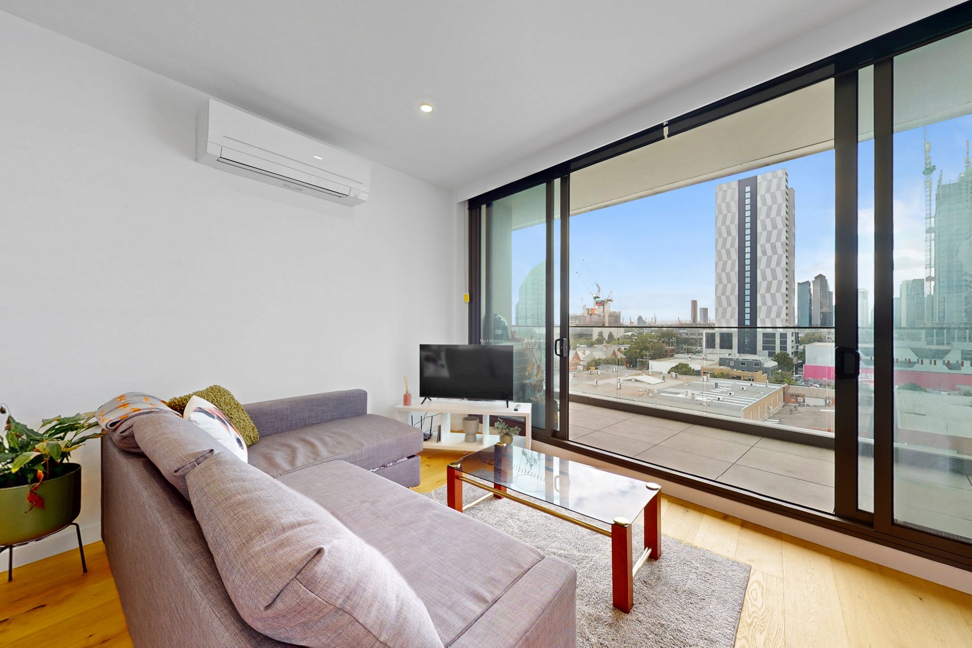 Property Gallery - Main Image
