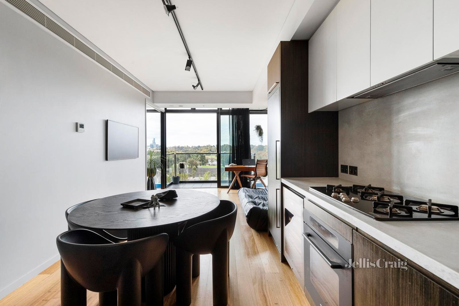 601/82 Flinders Street, Melbourne image 1