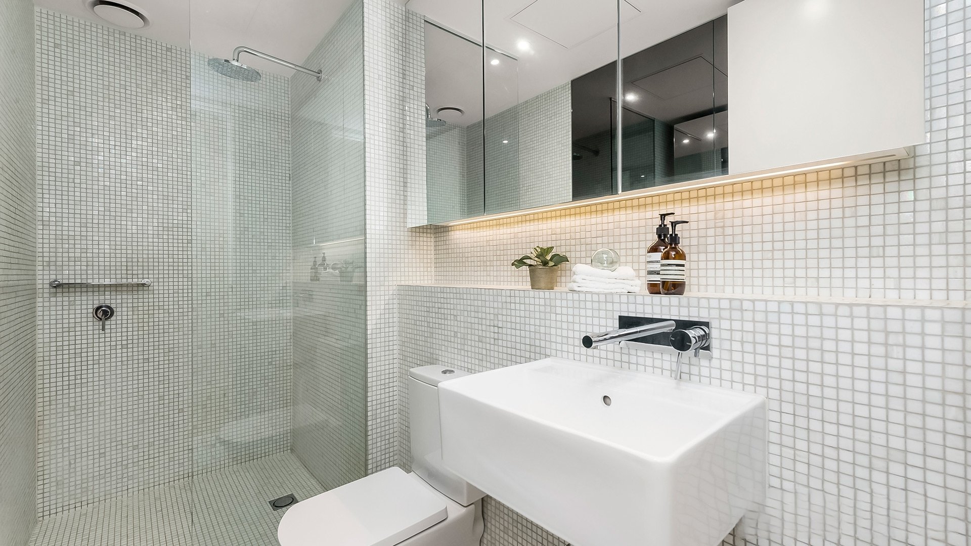 601/97 Palmerston Crescent, South&nbsp;Melbourne image 3