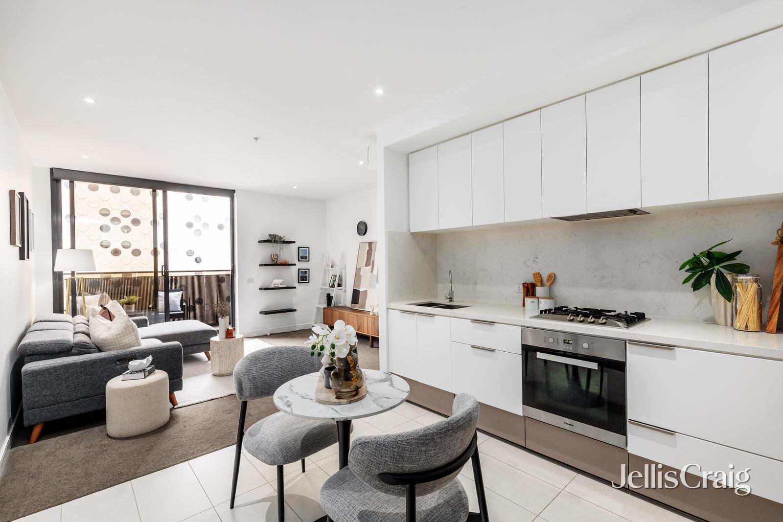 602/1a Launder Street, Hawthorn image 1