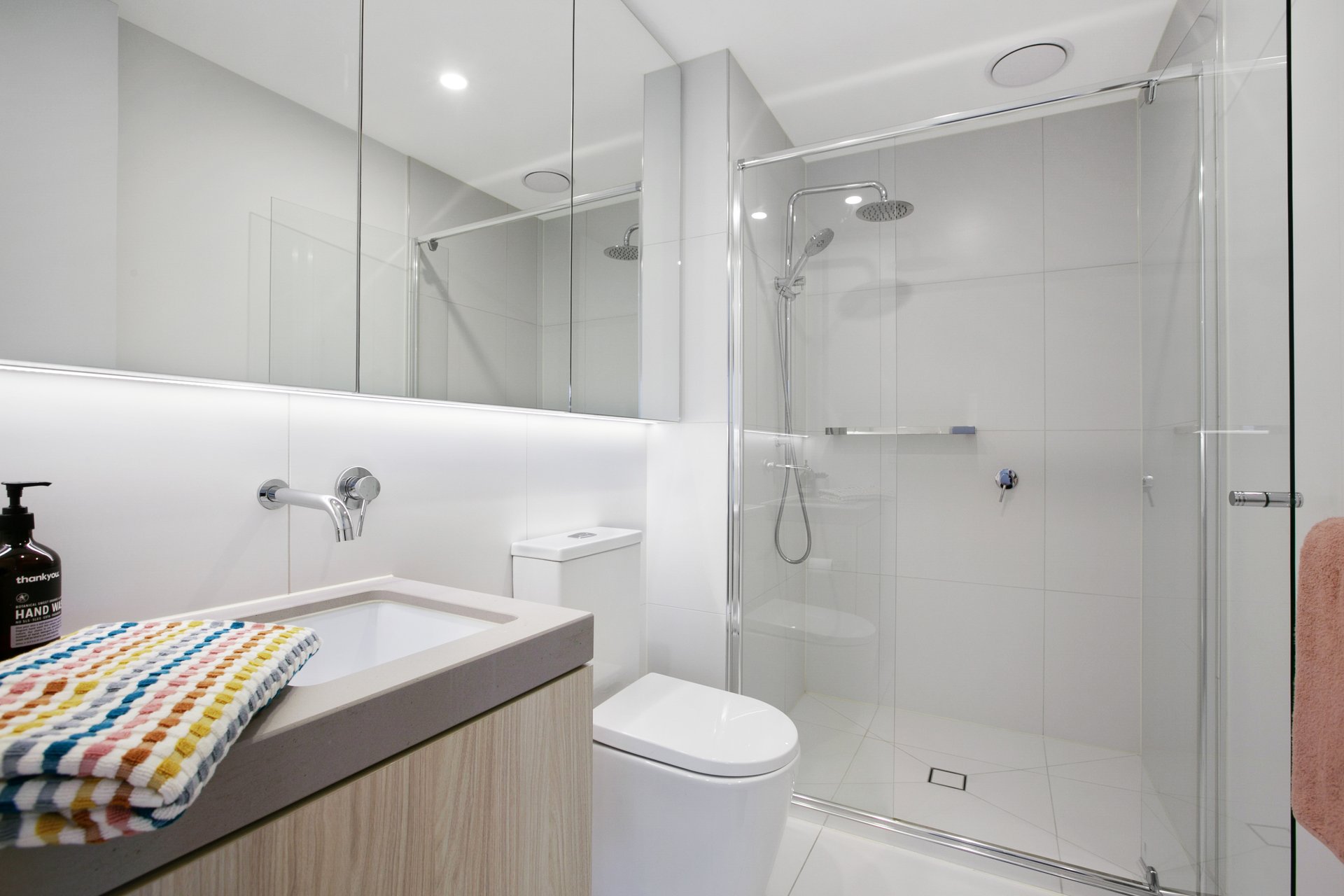602/251 Johnston Street, Abbotsford image 12