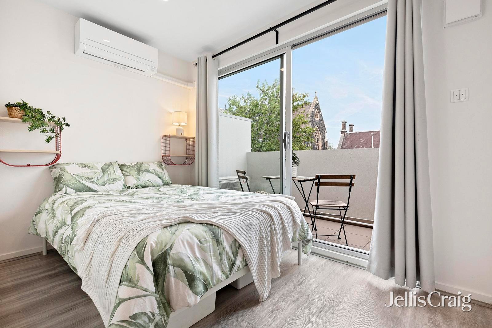 60/29 Lynch Street, Hawthorn image 3