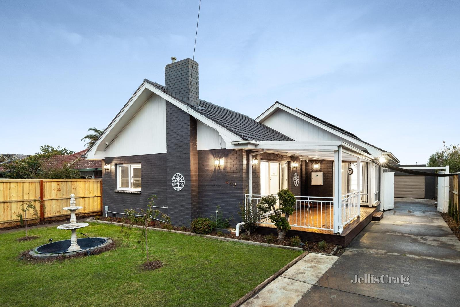 603 Geelong Road, Brooklyn image 1