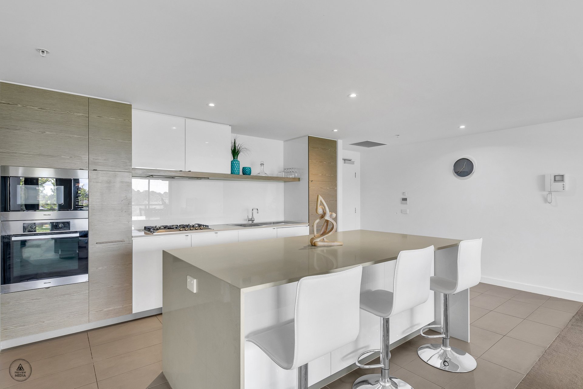 603/120 Brougham Street, Geelong image 3