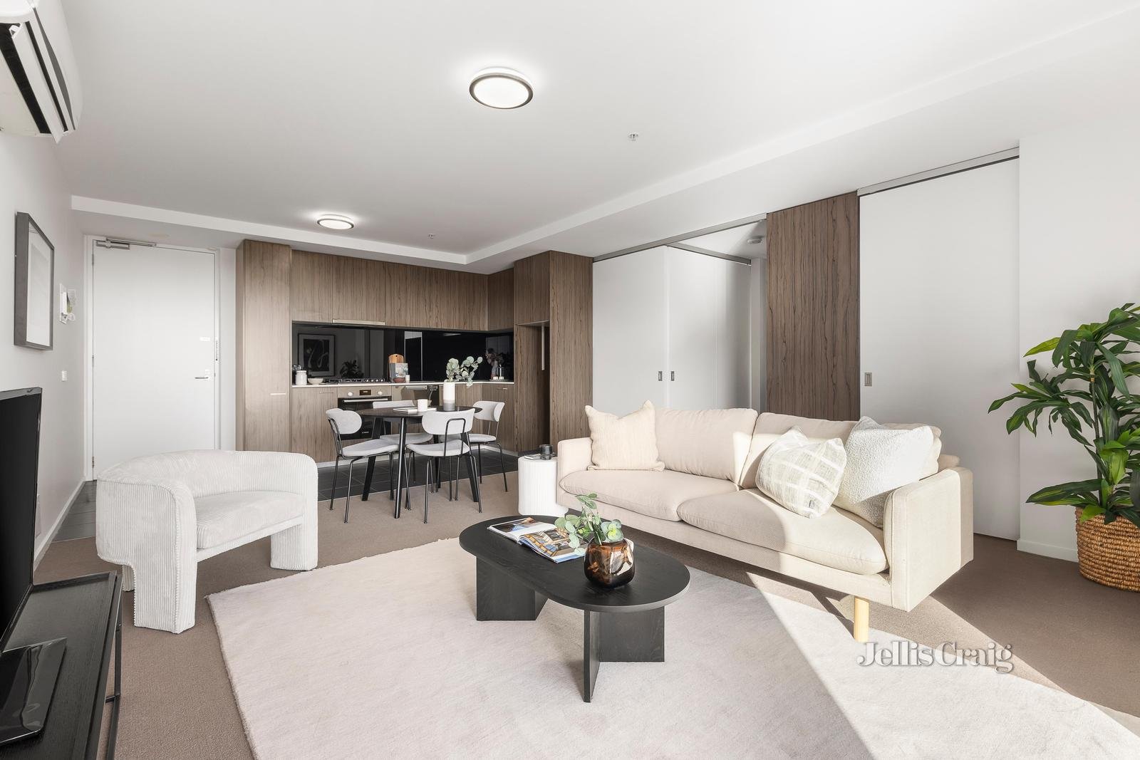 603/1c Michael Street, Brunswick image 3
