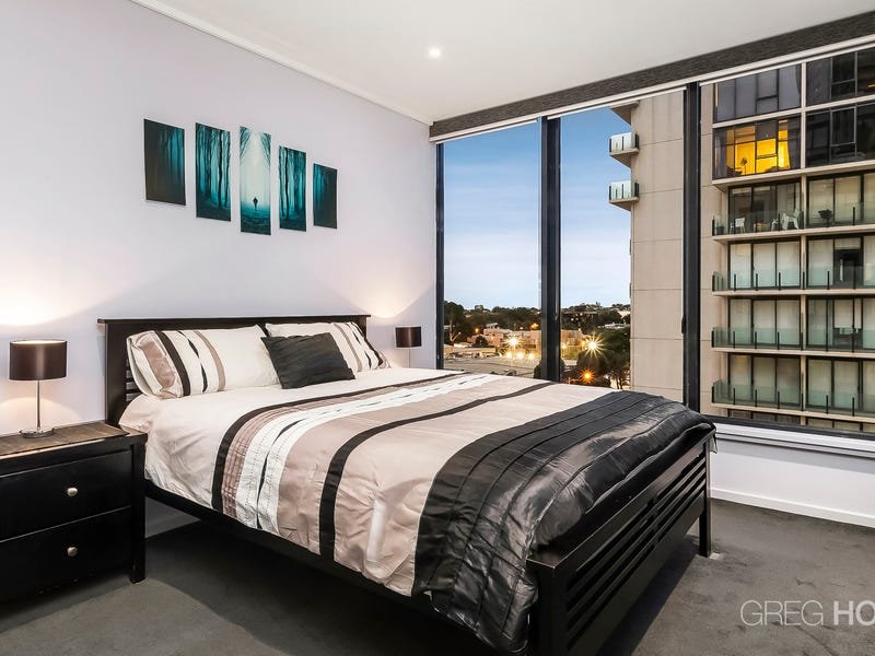 603/28 Bank Street, South Melbourne image 6