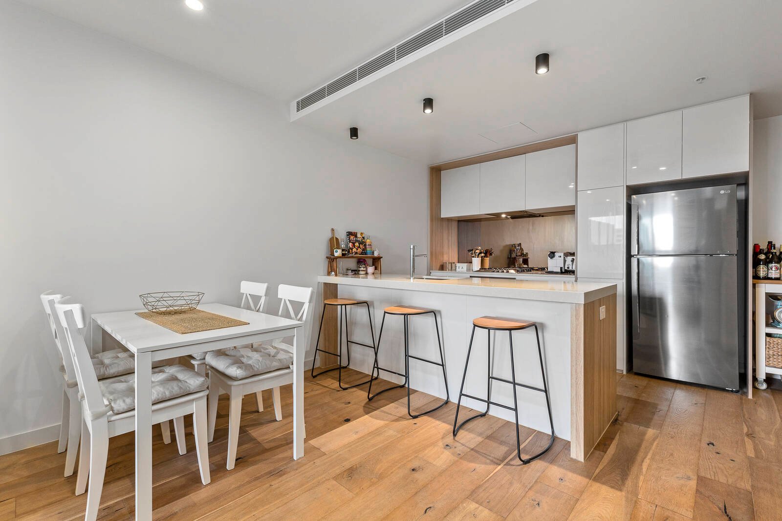 Property Gallery Thumbnail 2