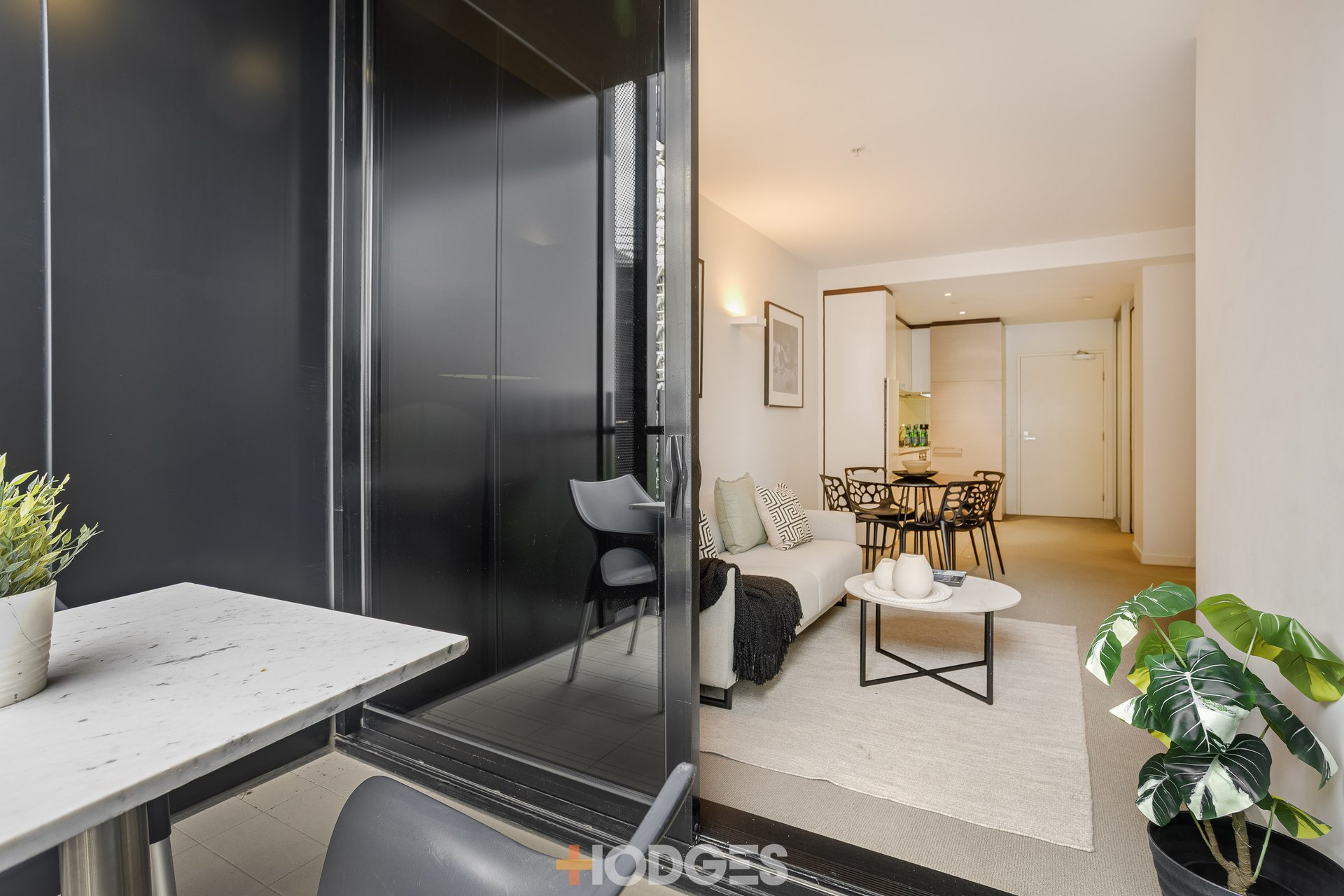 603 / 470 St Kilda Road Melbourne